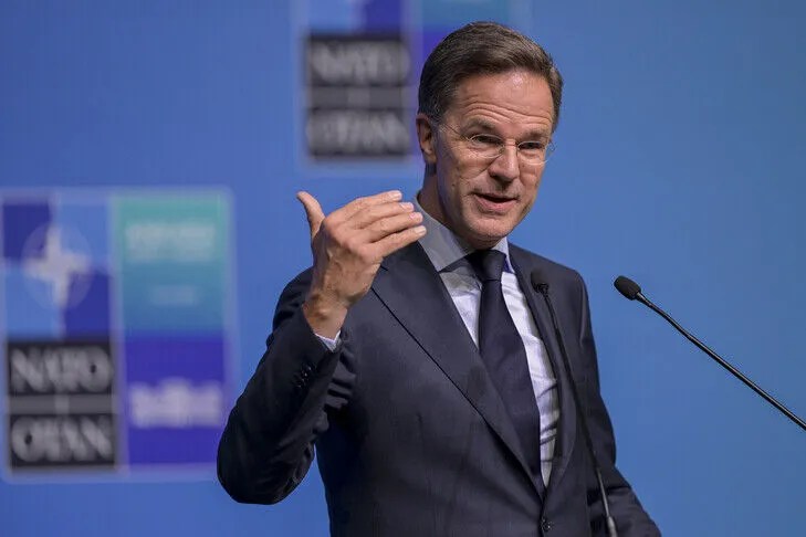 rutte-para-samitit-ne-ankara-u-ben-thirrje-aleateve-qe-shpenzimet-per-mbrojtjen-t’i-shnderrojne-ne-kapacitete-ushtarake