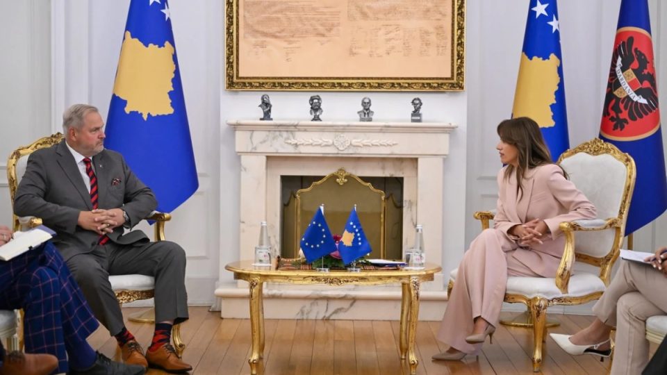 haxhiu:-kosoves-duhet-t’i-hapet-rruga-per-negociatat-e-anetaresimit-ne-be