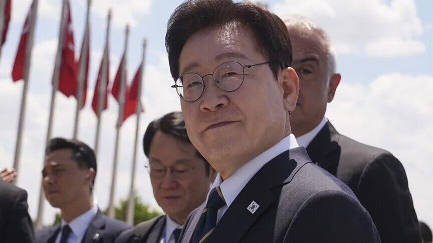 presidenti-i-korese-se-jugut-ben-thirrje-per-“bashkepunim-me-te-shpejte”-ne-forumin-e-mbrojtjes-se-nato-s-ne-turqi