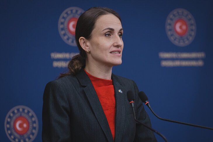 ministrja-e-jashtme-rumune:-turqia-eshte-partneri-kryesor-ne-sigurine-e-detit-te-zi