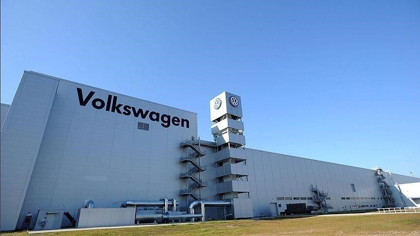 volkswagen-po-shqyrton-mbylljen-e-disa-fabrikave-ne-gjermani,-rrezikohen-deri-ne-40.000-vende-pune