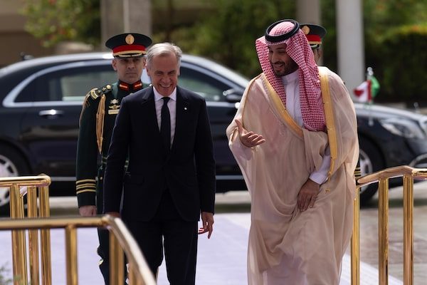 kryeministri-kanadez-ne-arabine-saudite-per-zgjerimin-e-lidhjeve-ekonomike,-vizita-e-para-ne-26-vjet
