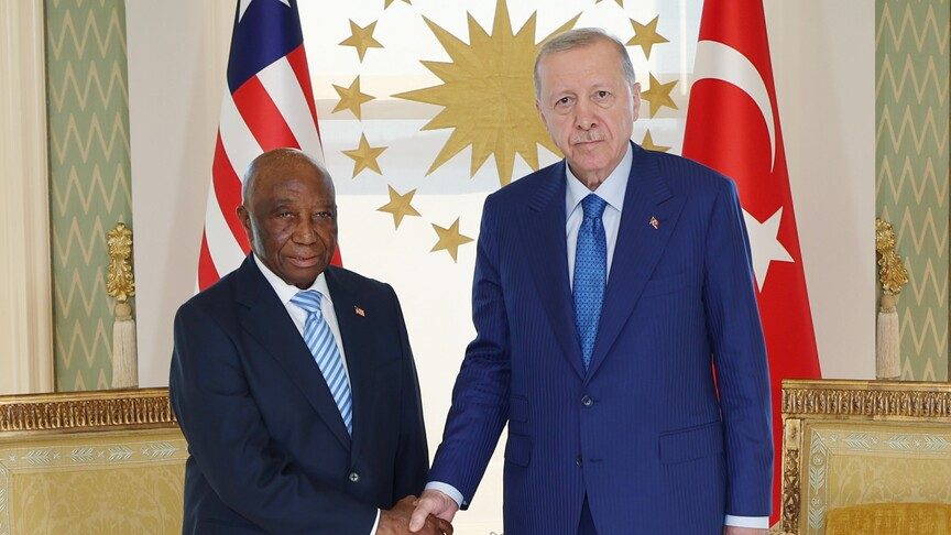 presidenti-turk-erdogan-pret-homologun-liberian