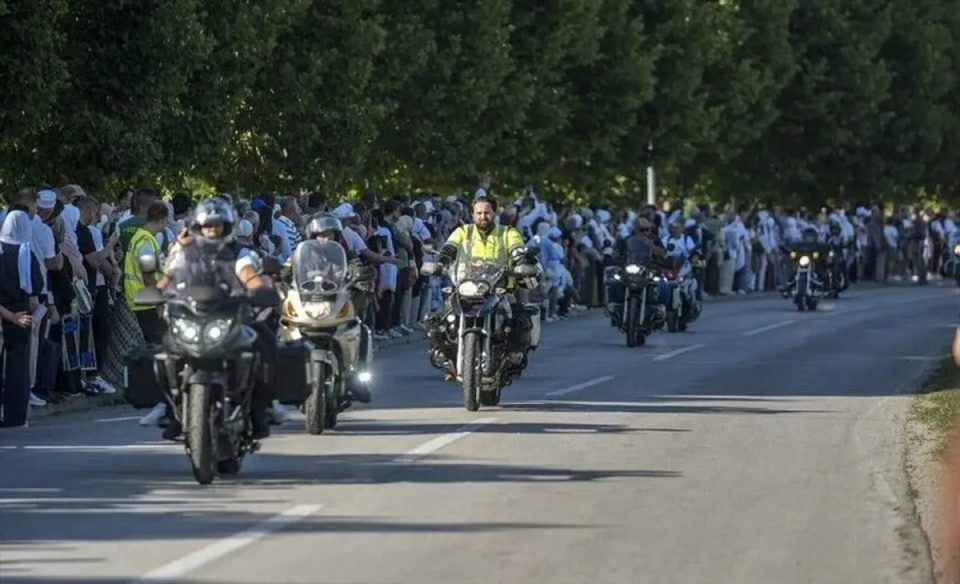 pervjetori-i-gjenocidit-ne-srebrenice:-qindra-motocikliste,-maratoniste-dhe-cikliste-ne-potocari