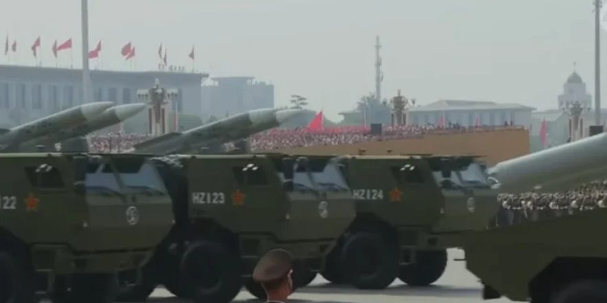 kinezet,-rakete-berthamore-nga-thellesite-e-paqesorit:-c’mesazhi-donin-t’i-dergonin-dhe-kujt?