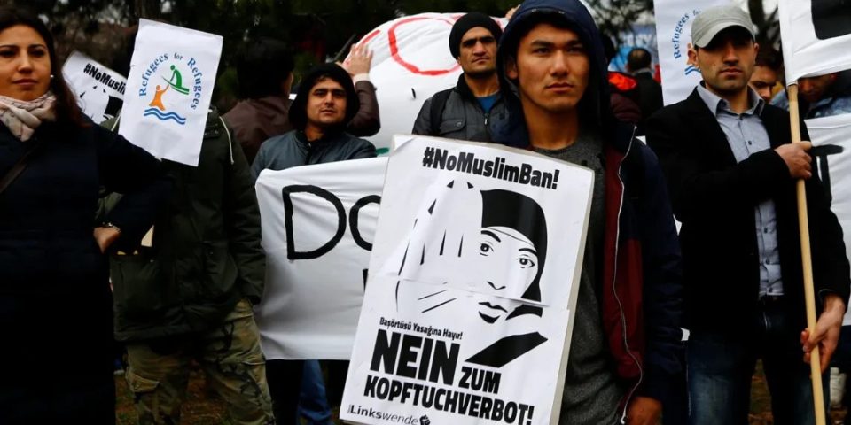 austria,-gati-lufte-ndaj-muslimaneve!