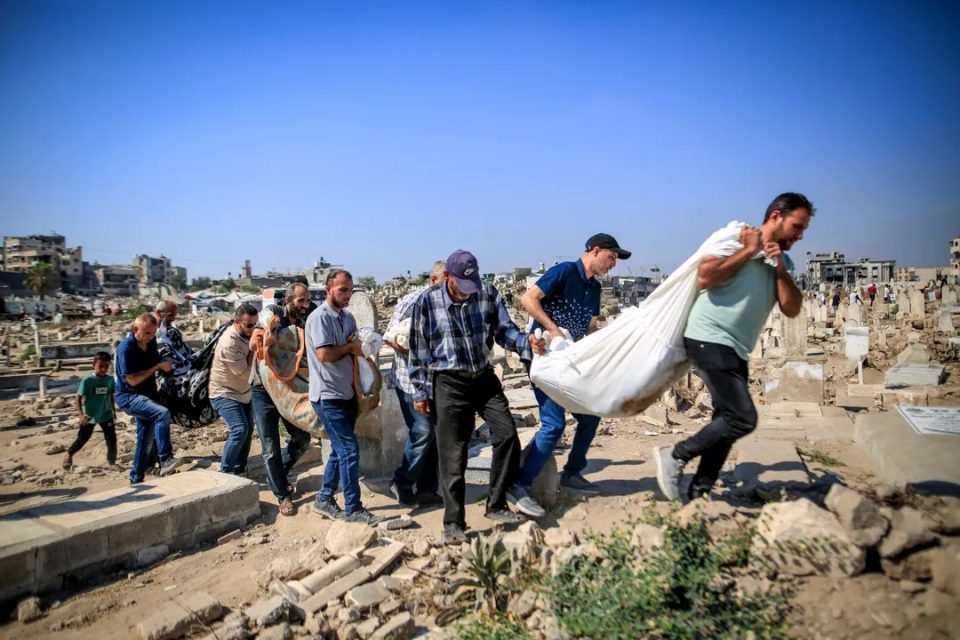 izraeli-vret-dhjete-palestineze-te-tjere-ne-gaza,-numri-i-te-vrareve-shkon-ne-rreth-73.300