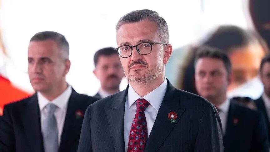 drejtori-i-komunikimeve-i-turqise-denon-“ashper”-bastisjen-izraelite-ne-xhamine-al-aksa