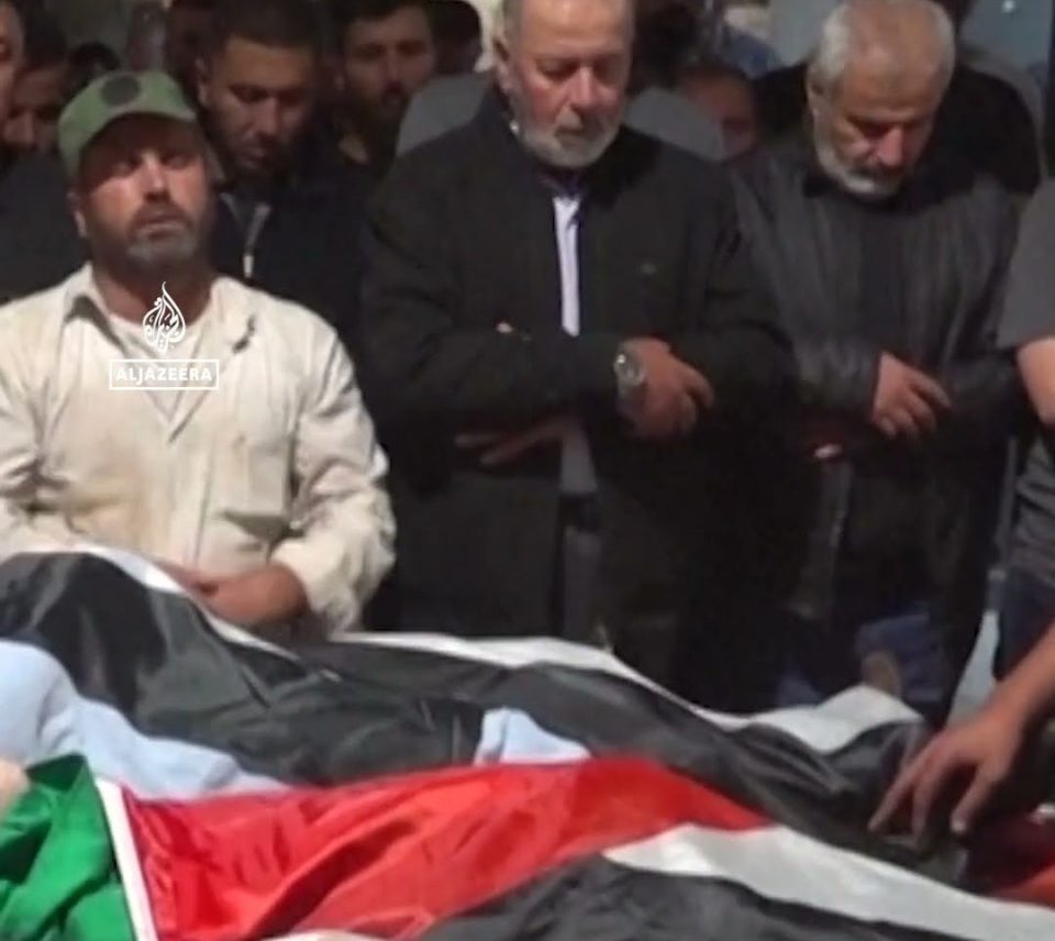 ceremoni-mortore-per-kater-palestinezet-e-vrare-nga-te-shtenat-ne-bregun-perendimor