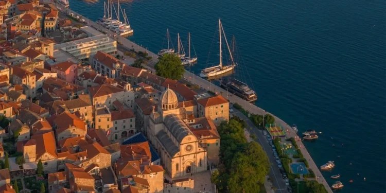 kembane-dhe-per-turizmin-ne-shqiperi:-ne-kroaci,-e-njejta-gje-si-ne-dubai!