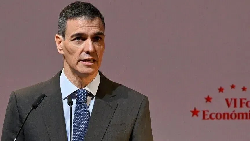 sanchez-falenderon-vajzen-palestineze-per-muralin-e-tij-ne-gaza:-“spanja-kujdeset-per-ju”