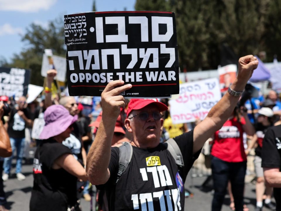 qindra-ish-zyrtare-ushtarake-izraelite-i-kerkojne-trumpit-te-ndaloje-dhunen-e-koloneve