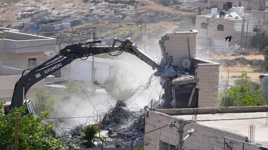 ushtria-izraelite-arreston-14-palestineze-dhe-shemb-3-shtepi-ne-bregun-perendimor