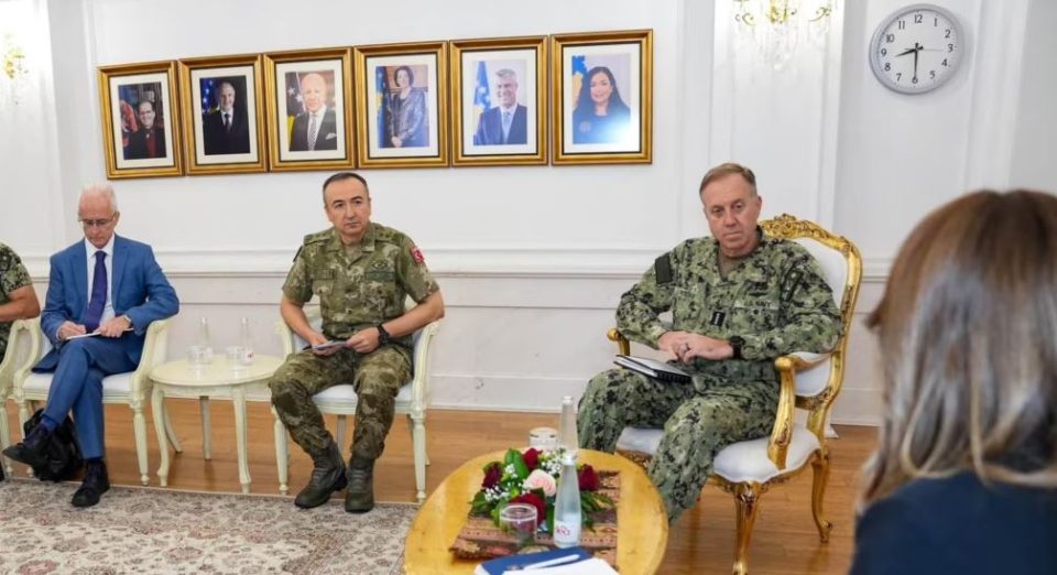 kurti-e-haxhiu-takojne-admiralin-e-nato-s,-ne-fokus-stabiliteti-dhe-siguria-ne-rajon