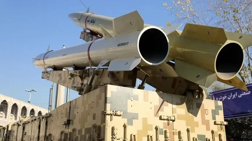 pakistani-refuzon-pretendimin-se-do-te-siguroje-tranzit-per-dergesat-e-raketave-kineze-ne-iran