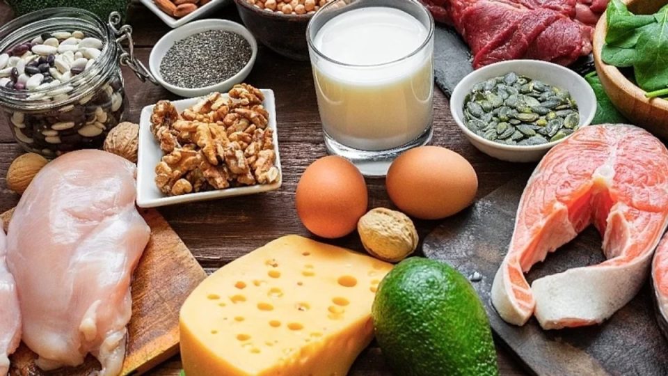 deshironi-te-rrisni-natyrshem-konsumin-e-kolagjenit?-keto-ushqime-duhet-te-jene-ne-menune-tuaj