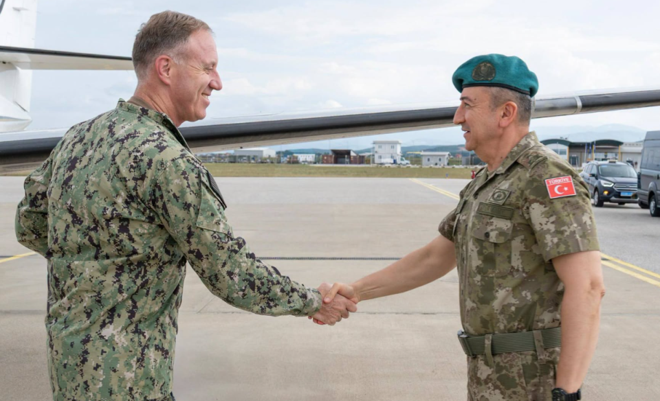 komandanti-i-kfor-it-pret-homologun-nga-nato,-ne-fokus-situata-e-sigurise-ne-kosove