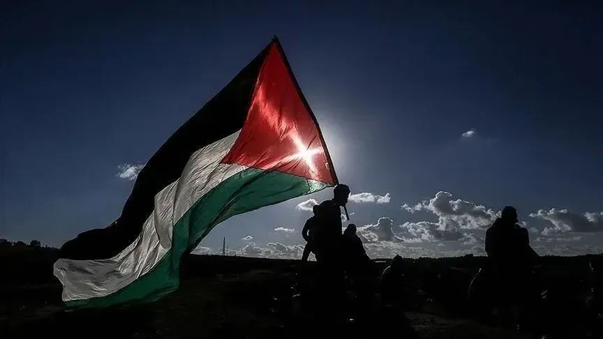 policia-e-singaporit-heton-grupin-britanik-massive-attack-per-shfaqjen-e-flamurit-palestinez-ne-koncert