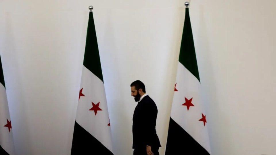 presidenti-sirian,-al-sharaa:-permbysja-e-asadit-ishte-e-nevojshme-per-te-gjithe-rajonin