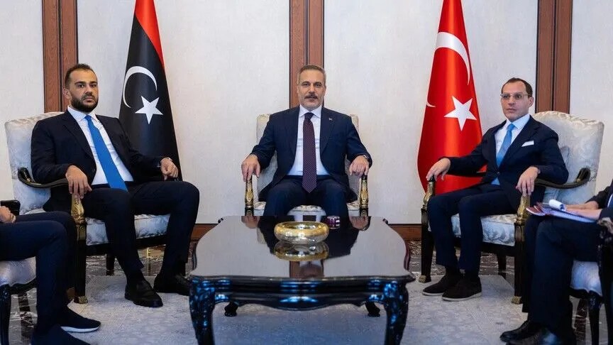 kryediplomati-turk-zhvillon-bisedime-me-zyrtare-te-larte-libiane-ne-ankara