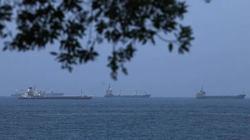 irani-dhe-omani-arrijne-“mirekuptim-paraprak”-per-tranzitin-ne-hormuz