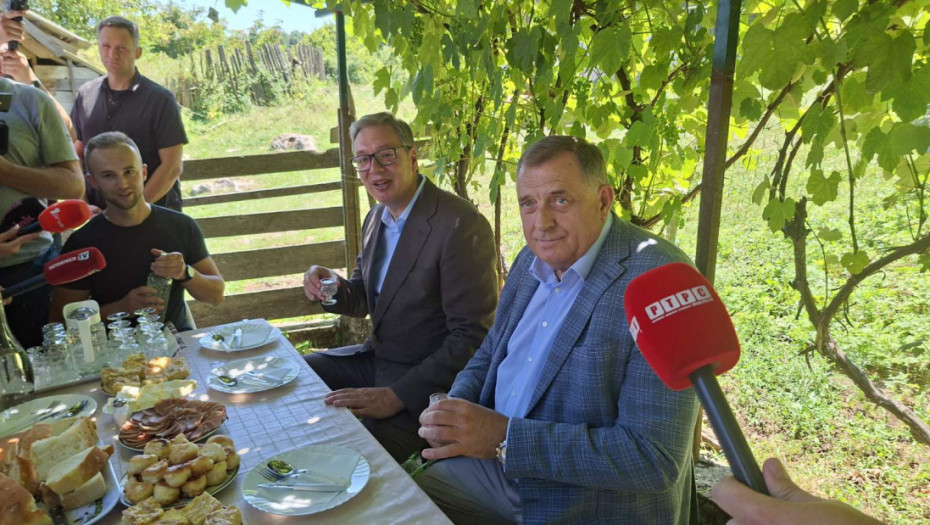 vucic:-republika-serbe-po-pengon-njohjen-e-kosoves-nga-bosnja-e-hercegovina