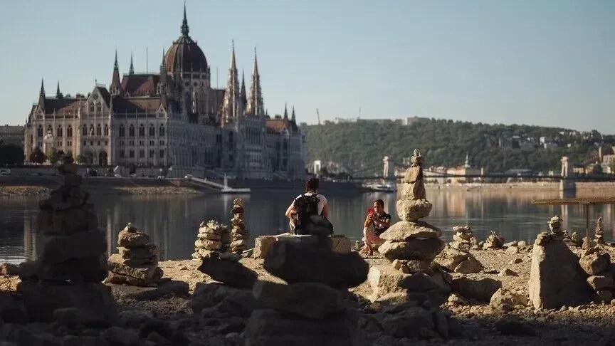 budapesti-regjistron-diten-me-te-nxehte-ndonjehere,-temperaturat-kalojne-41-grade-celsius