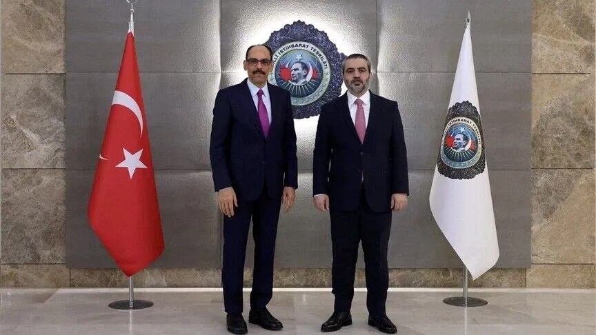 shefi-i-inteligjences-turke-dhe-ministri-i-jashtem-sirian-takohen-ne-ankara