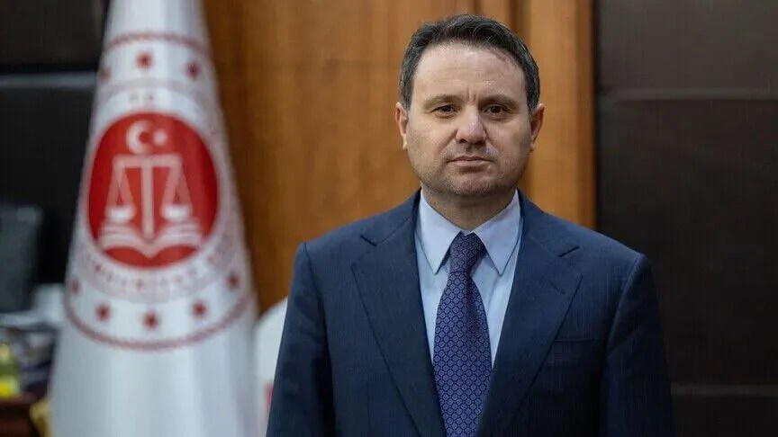 ministri-turk-i-drejtesise:-projektligji-antiterror-nuk-perfshin-udheheqesit-terroriste-dhe-autoret-e-vrasjeve
