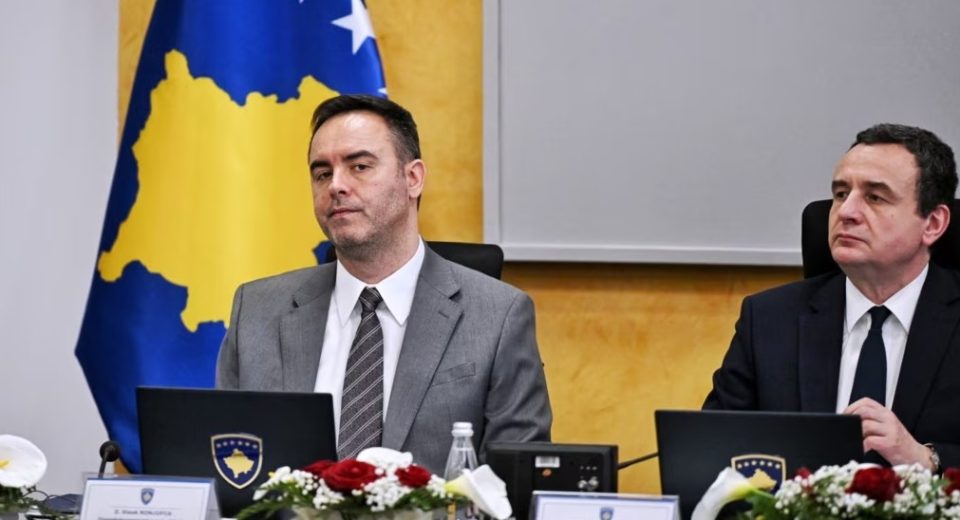 s’ka-tym-te-bardhe!-kurti-pas-takimit-me-abdixhikun:-nuk-ka-marreveshje-per-presidentin,-ka-dallime-te-medha-mes-kerkesave-te-ldk-se-dhe-rezultatit-zgjedhor