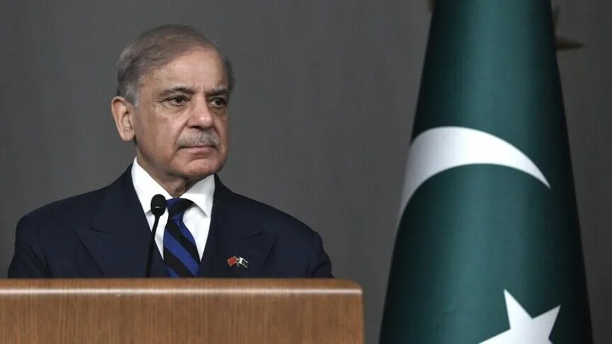 kryeministri-pakistanez-thote-se-eshte-“i-nderuar”-per-nenshkrimin-e-marreveshjes-se-perbashket-te-mbrojtjes-se-mekes