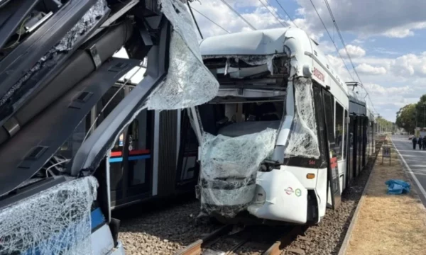 perplasen-dy-tramvaje-ne-gjermani,-rreth-25-te-lenduar–-tre-ne-gjendje-kritike-–