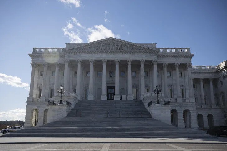 senati-amerikan-miraton-projektligjin-per-sanksione-ndaj-rusise-me-votim-dypartiak