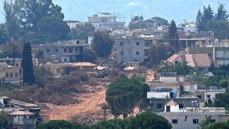 izraeli-vazhdon-sulmet-ne-liban,-plagosen-tre-ushtare-teksa-caktivizonin-municionet