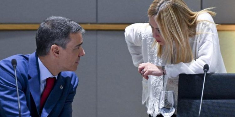 perplasja-totale:-pse-sanchez-dhe-meloni-po-“luajne-me-zjarrin”