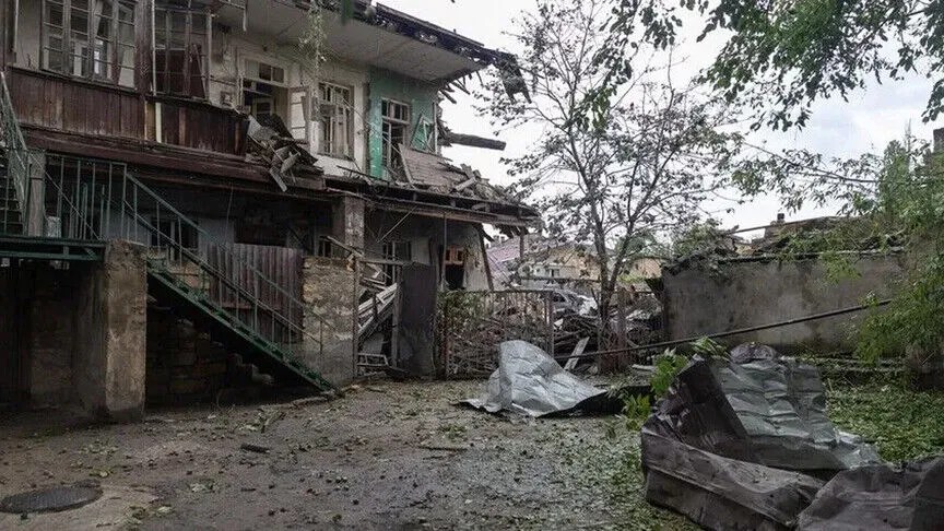 dy-te-vrare-dhe-42-te-plagosur-ne-sulmet-ajrore-gjate-nates-ne-rusi-dhe-ukraine