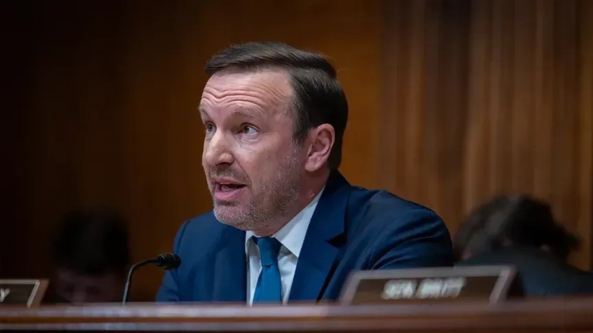 senatori-amerikan,-murphy:-trump-e-ka-humbur-luften-me-iranin,-amerika-po-dobesohet