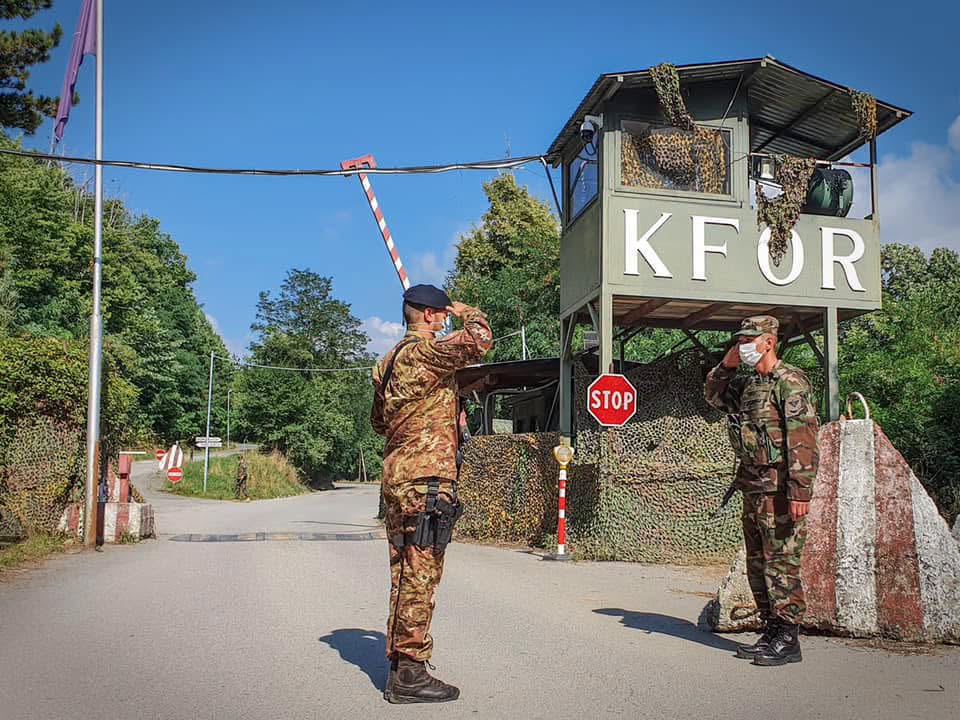 nga-sot-barten-pergjegjesite-te-manastiri-i-decanit,-nga-kfor-i-te-policia-e-kosoves