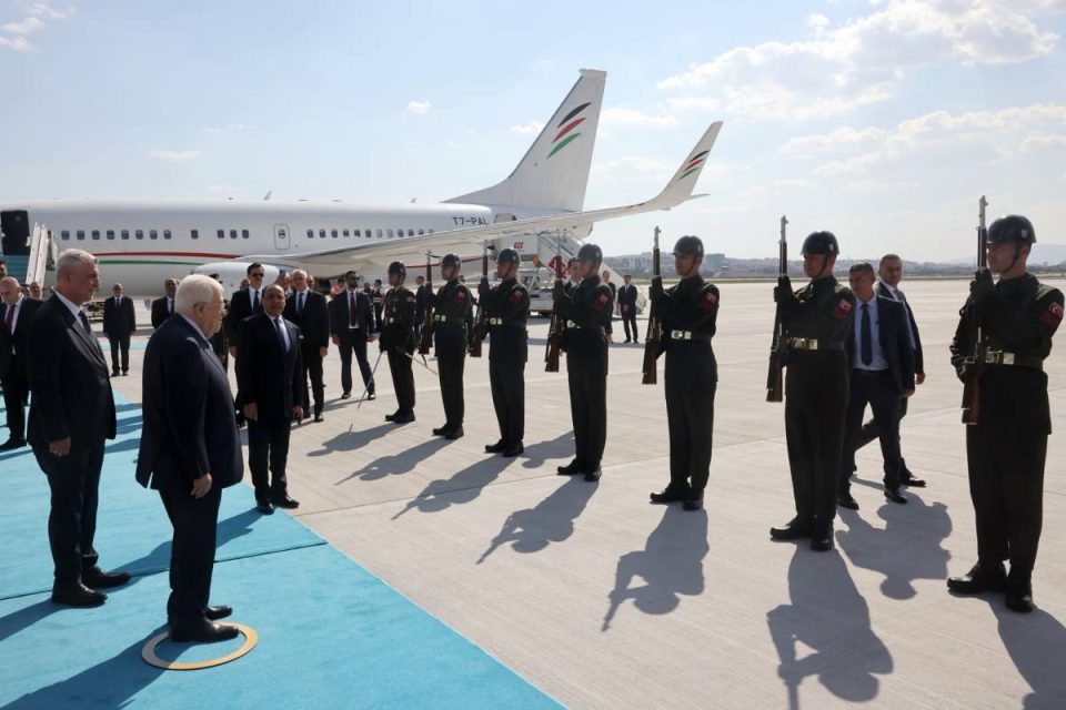 presidenti-abbas-mberrin-ne-ankara-per-nje-vizite-zyrtare-dyditore