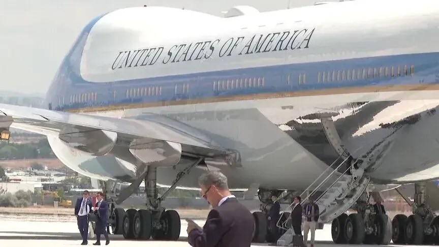 trump-konfirmon-se-u-largua-nga-turqia-me-nje-avion-tjeter-pas-udhezimit-te-sherbimit-sekret