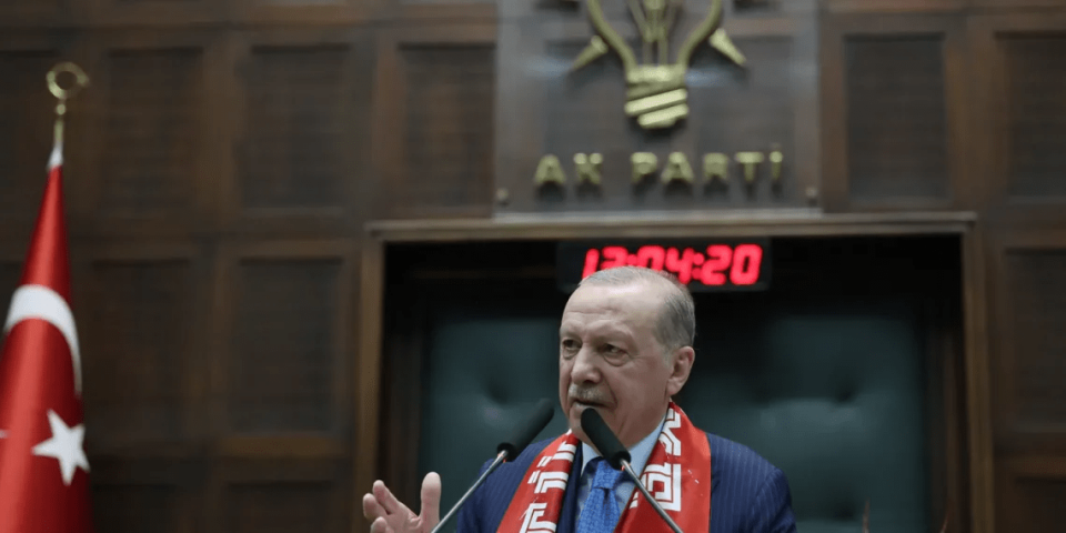 cerek-shekulli-akp:-si-u-ngrit-turqia-ne-skenen-globale