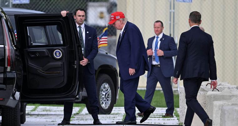 trump-kercenon-se-do-te-bombardoje-omanin-nese-“pengon”-negociatat-shba-iran