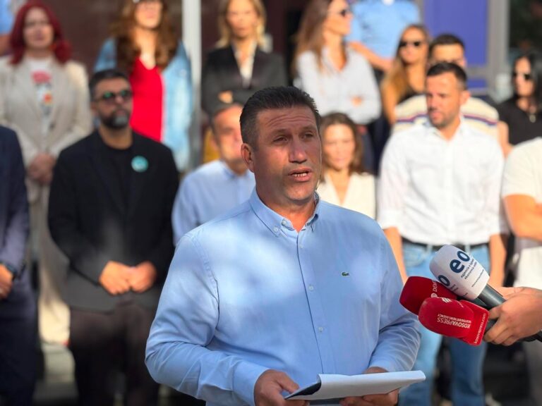 deputetet-e-pdk-se-per-te-pesten-dite-para-qeverise,-iu-bashkohen-edhe-prodhuesit-vendore