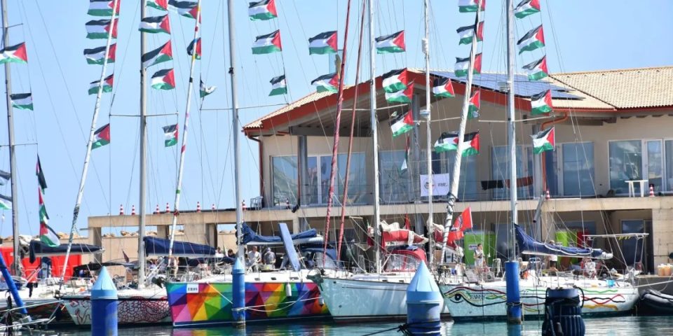 global-sumud-flotilla-neser-drejt-sazanit:-resorti-i-kushner,-kolonializem-i-maskuar-si-turizem!