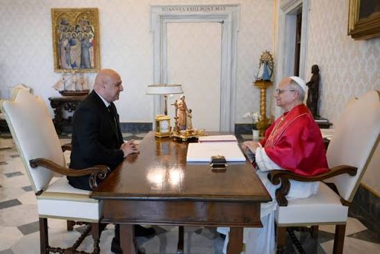 presidenti-libanez-mberrin-ne-itali-per-bisedime-me-papen,-presidentin-dhe-kryeministren