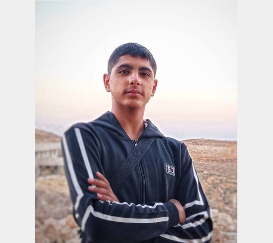 pushtuesi-izraelit-vret-nje-adoleshent-palestinez-prane-shtepise-se-tij-ne-bregun-perendimor