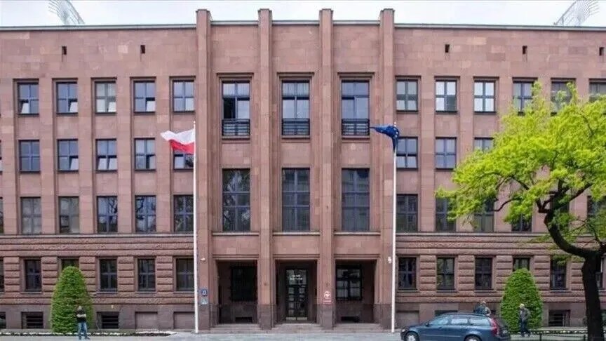 polonia-therret-ambasadorin-izraelit-lidhur-me-vendimin-per-te-mbyllur-hetimin-per-vrasjen-e-punonjesve-te-wck-se