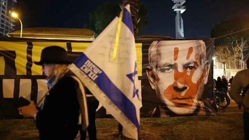 kryeministri-izraelit-i-drejtohet-fushates-kunder-turqise,-ndersa-sondazhet-tregojne-renie-te-likudit