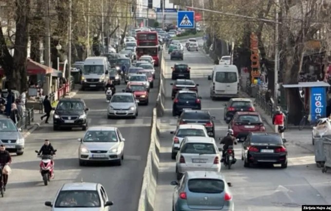 maqedonia-e-veriut-digjitalizon-gjobat-per-automjetet-me-targa-te-huaja