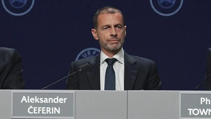 ceferin-thote-se-nuk-do-ta-sfidoje-presidentin-e-fifa-s,-infantino,-por-i-kerkon-te-jape-doreheqjen